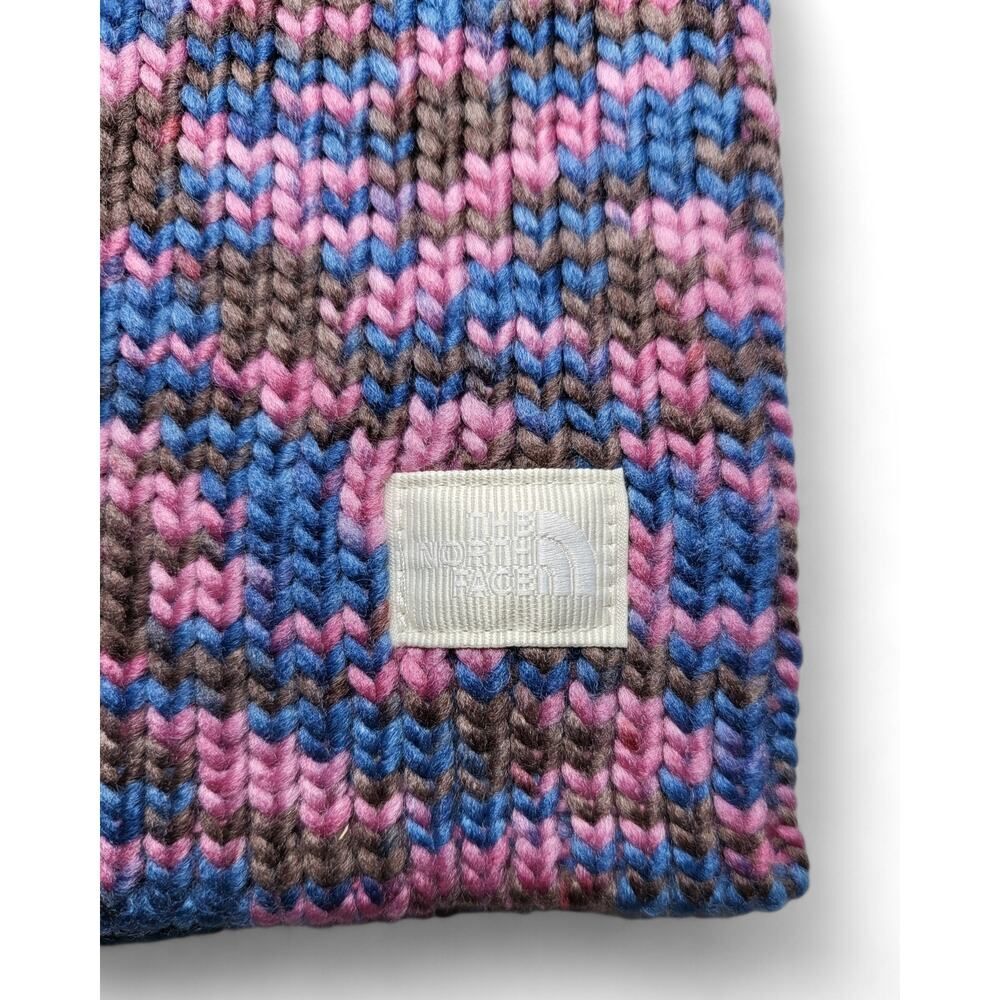 NWT THE NORTH FACE Crochet Shinsky Slouchy Beanie Shady Berry OSFA - Picture 8 of 12